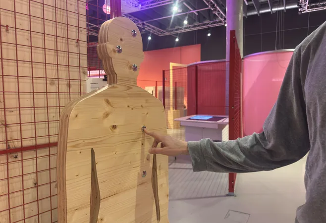 Interactive Liebesmensch exhibit at Universum Bremen